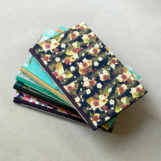 Journal éventails et fleurs de cerisier
